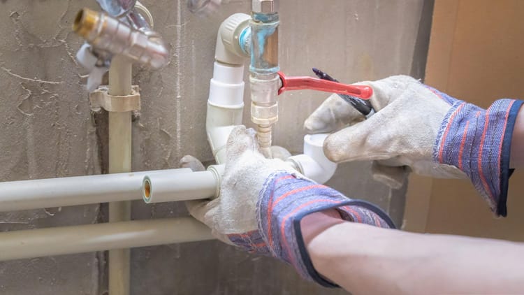 Is It Really Necessary to Learn English for Career Growth in India?