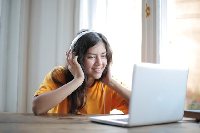 How to Improve English Listening Skills